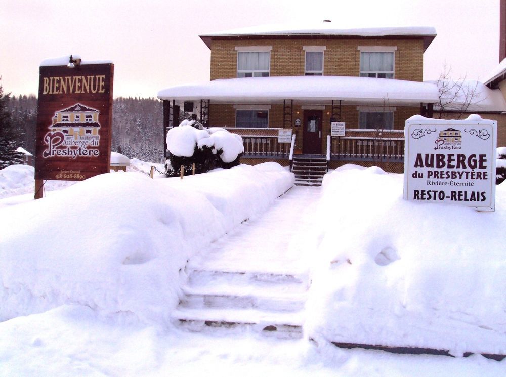 Auberge Du Presbytere De Riviere-Eternite Riviere Eternite Ngoại thất bức ảnh